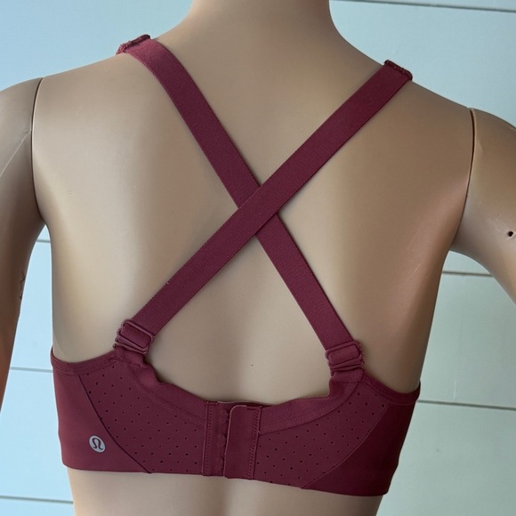 Lululemon Run Times High Support Bra - Picture 5 of 8